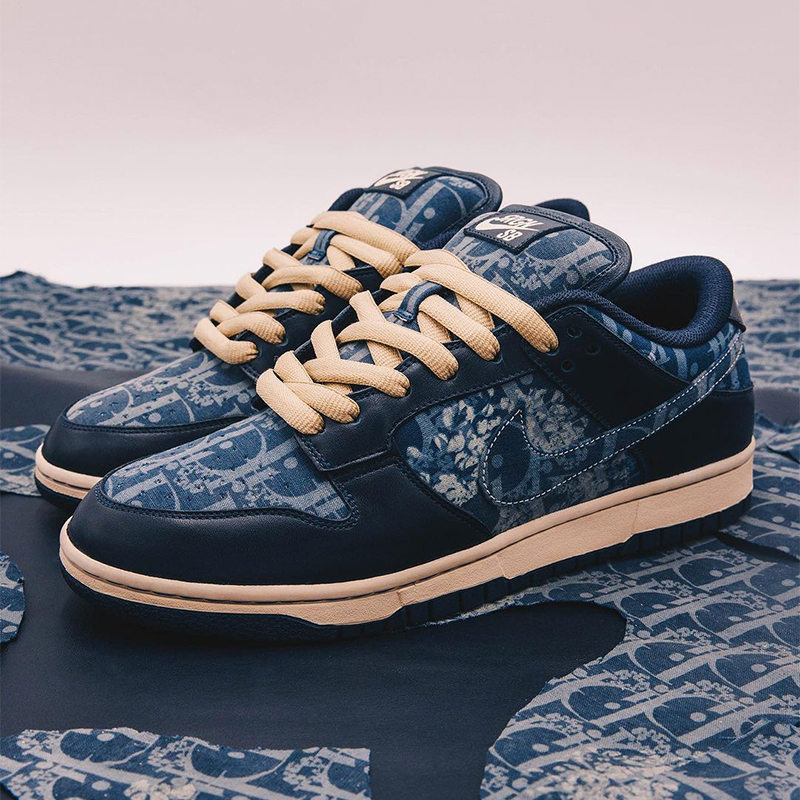 SB Laces Sail